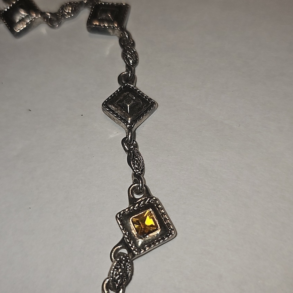 PD Beautiful Rhinestone Necklace - Picture 4 of 10